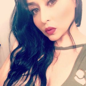 Meet your Posher, Mayra